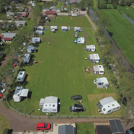 Trekkershut - De Hollandse Boerderij Campsite *